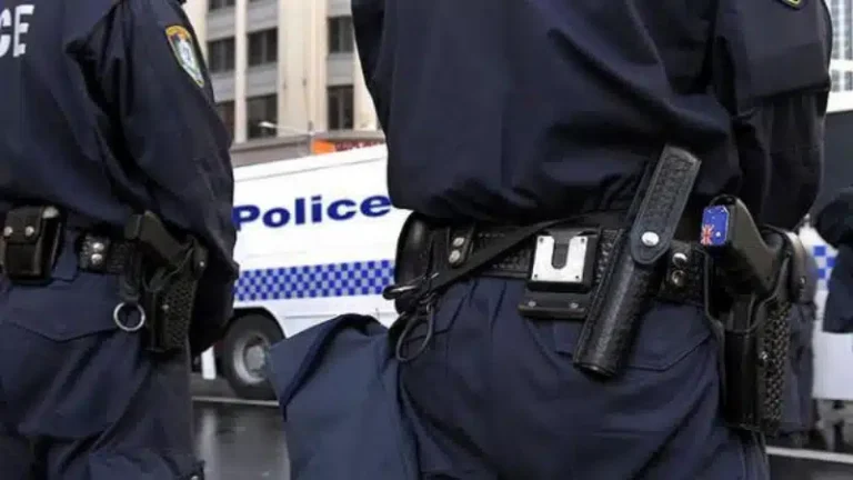 2SER: Discriminatory Patterns in Police Bail Checks of Aboriginal Children