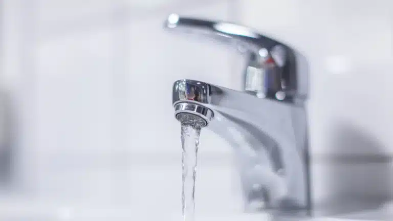 Water theme image EWJ 800 x 450